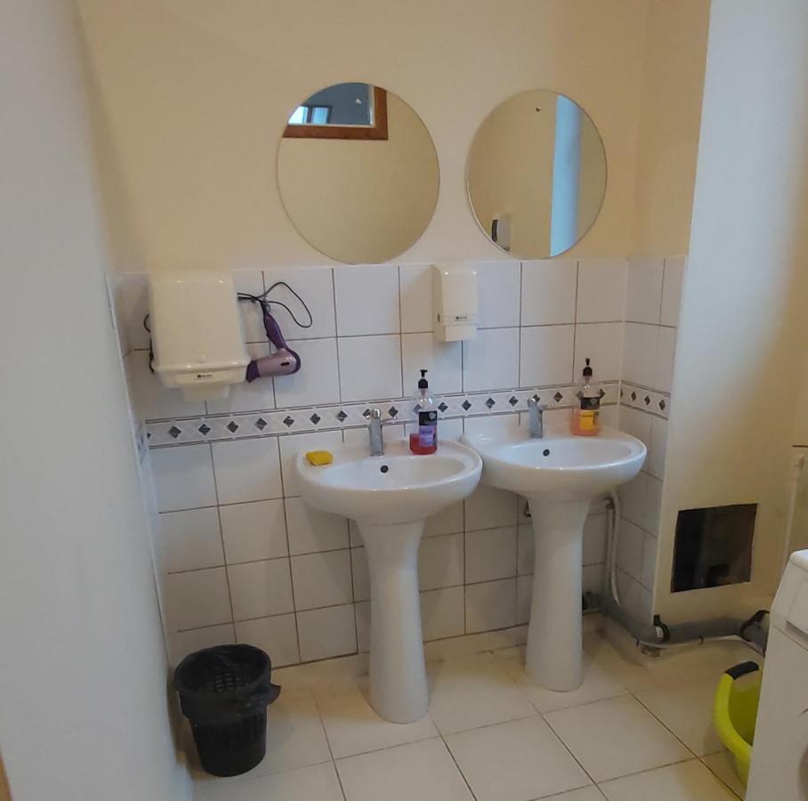 Tiesiog Hostelis Salcininkai Exteriör bild