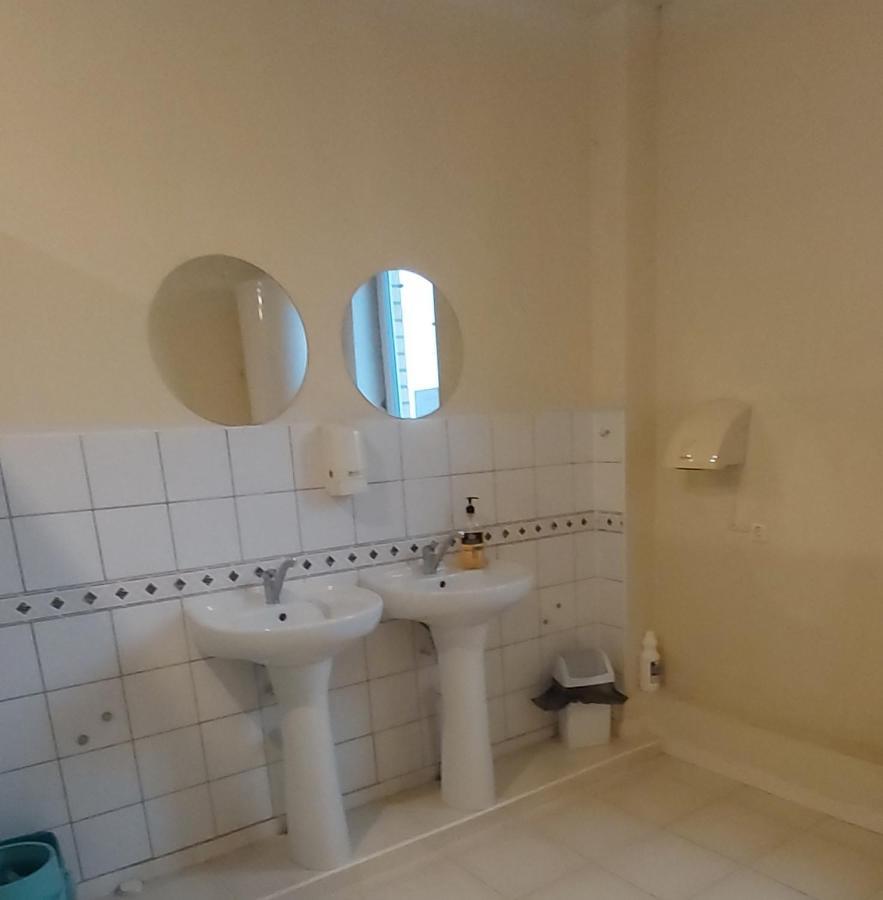 Tiesiog Hostelis Salcininkai Exteriör bild